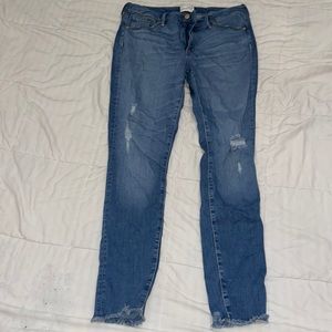 Universal Thread light blue ripped jeans